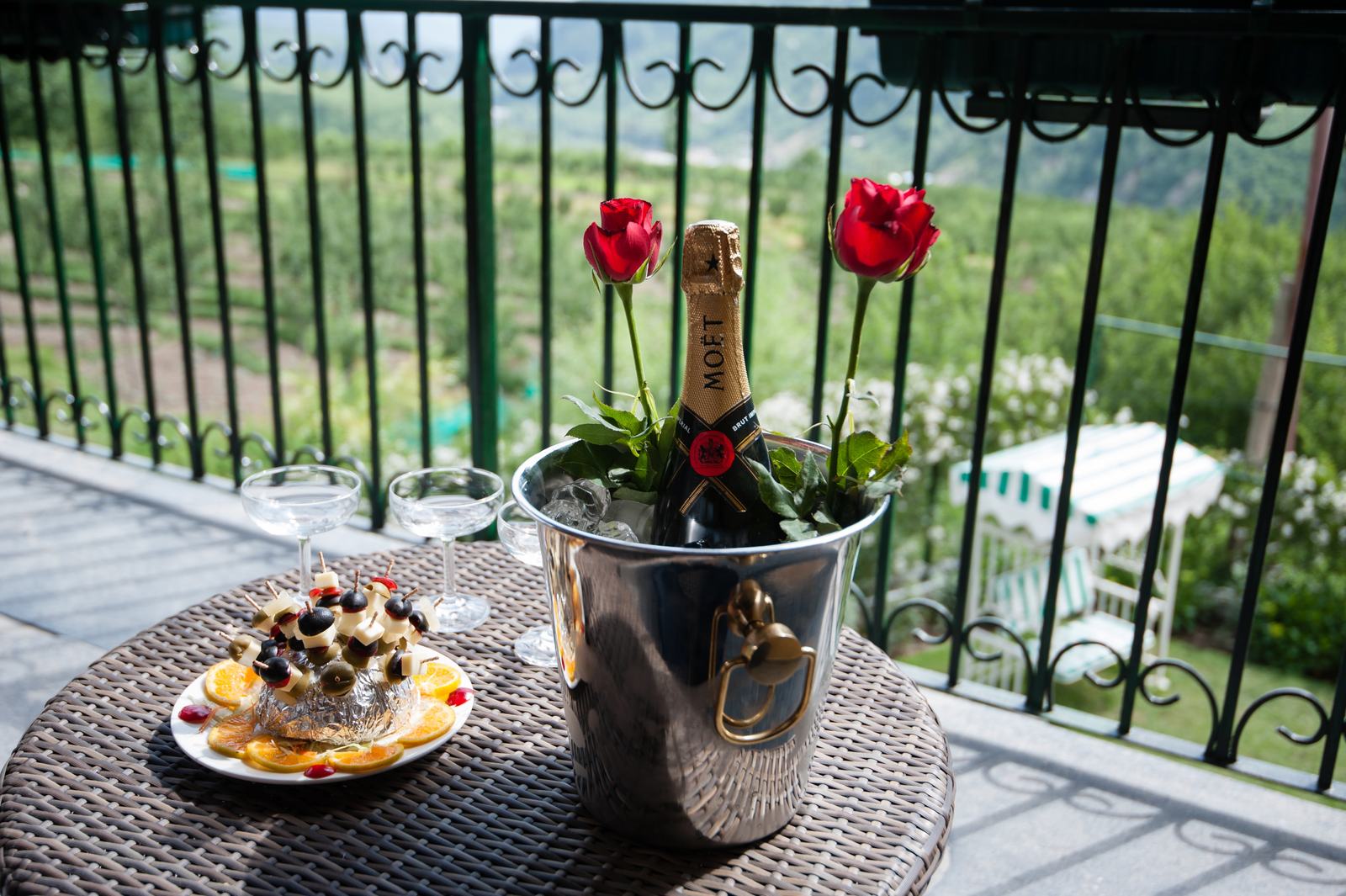 Balcony table for two