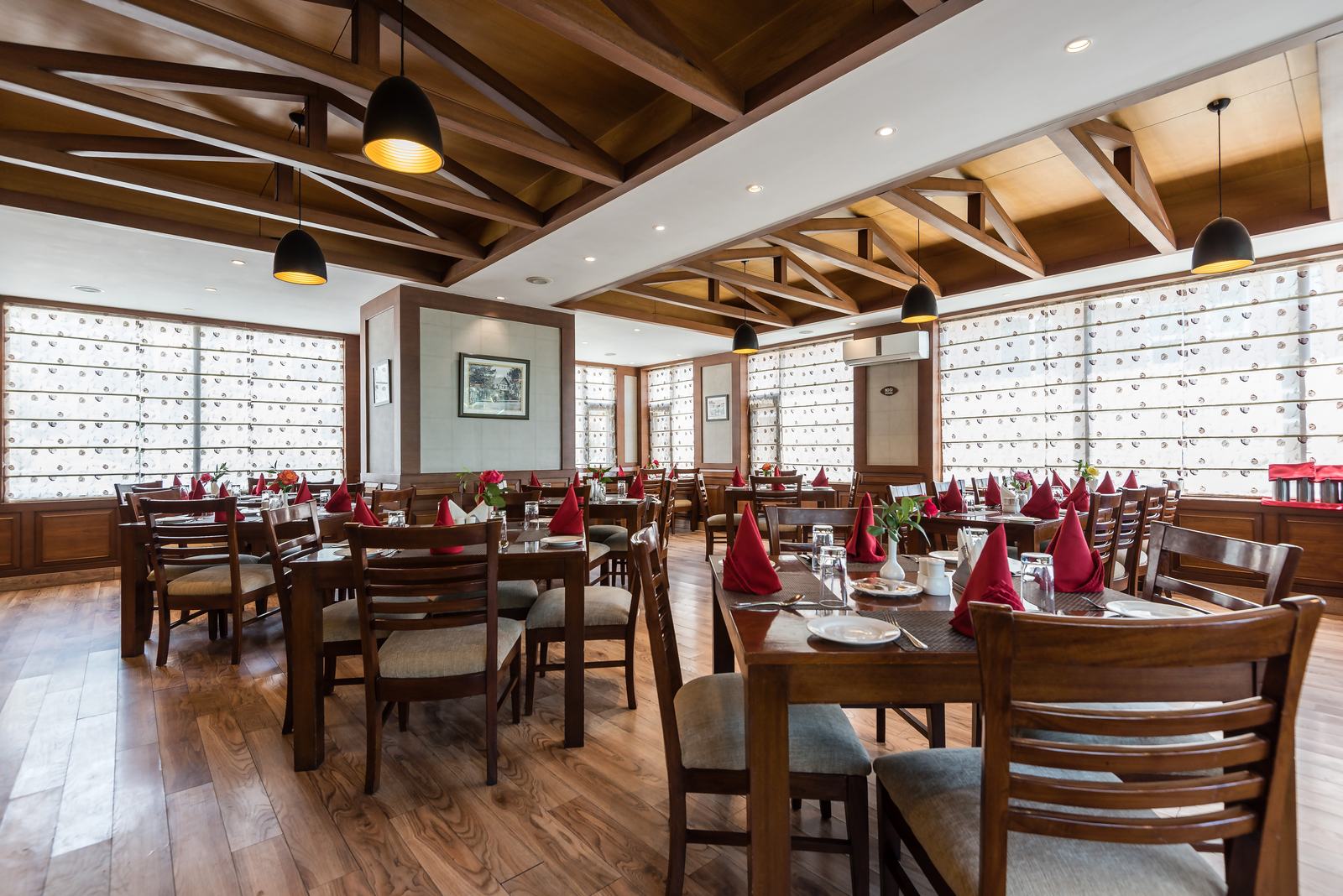 Basil Leaf dining room laid for lunch